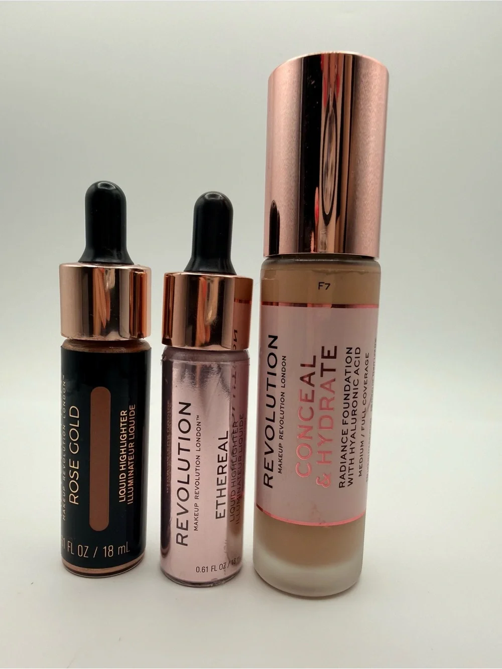 Revolution Glow Face Bundle: F7 Foundation & Highlighters